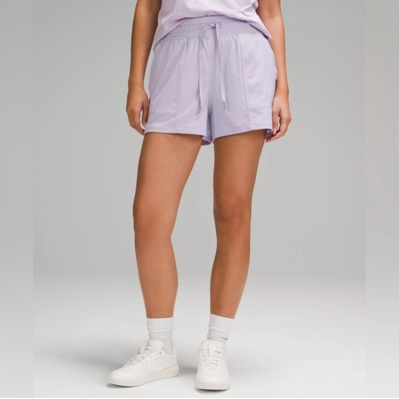 🆕Lululemon🍋Dance Studio HR Short 3.5" *Lined Color LILE Sz 2 - Picture 1 of 9